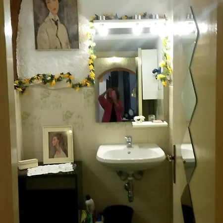 Altrove - A Due Passi Da Chiavari